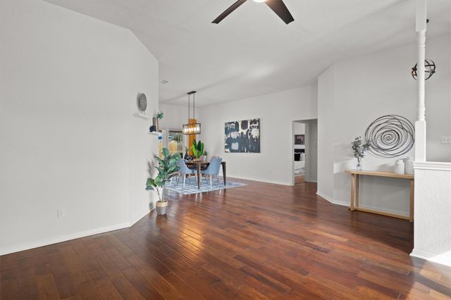 1014 Hackberry DR, Pflugerville, TX 78660