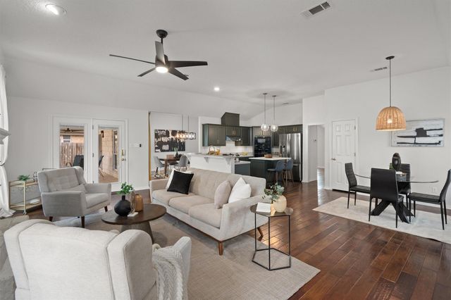 1014 Hackberry DR, Pflugerville, TX 78660