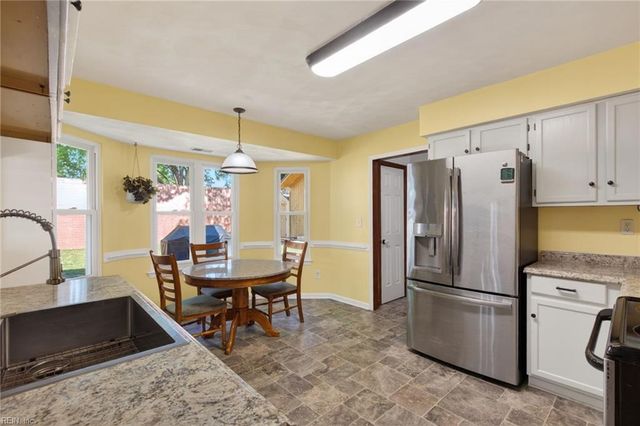 5704 Fort Belvoir CT, Virginia Beach, VA 23464