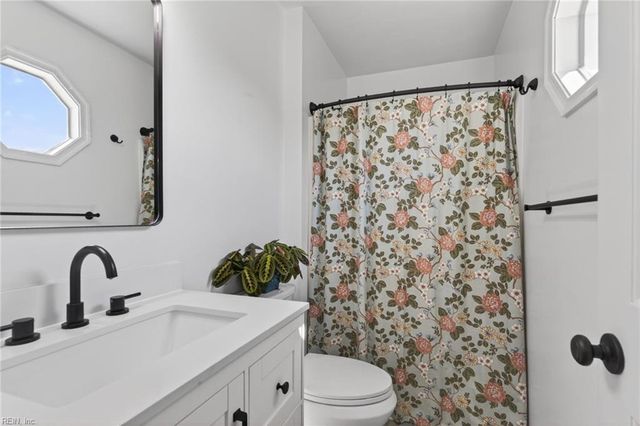 5704 Fort Belvoir CT, Virginia Beach, VA 23464