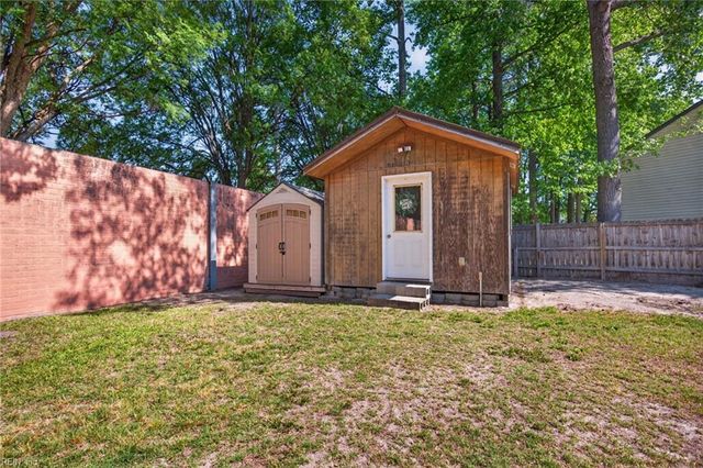 5704 Fort Belvoir CT, Virginia Beach, VA 23464