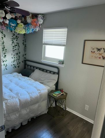 514 Gemini Court, Granbury, TX 76049