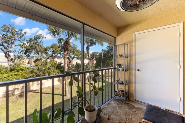 3001 58TH AVENUE S 606, St Petersburg, FL 33712