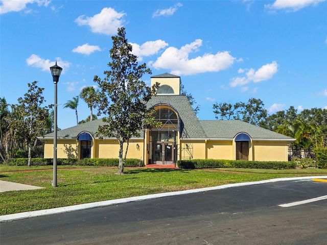 3001 58TH AVENUE S 606, St Petersburg, FL 33712