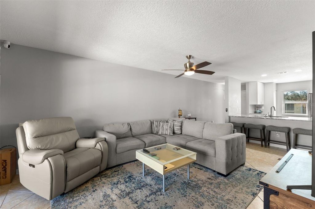 Image 12 of property listing at 3001 58TH AVENUE S 606, St Petersburg, FL 33712