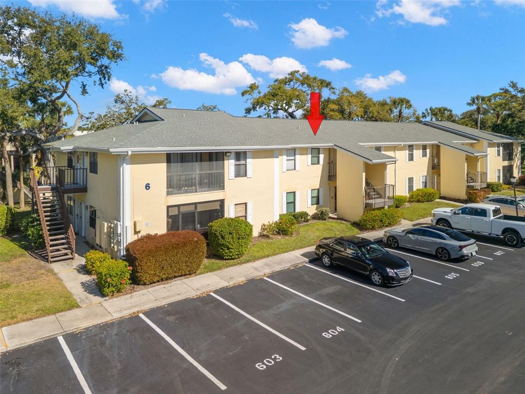 Image 25 of property listing at 3001 58TH AVENUE S 606, St Petersburg, FL 33712