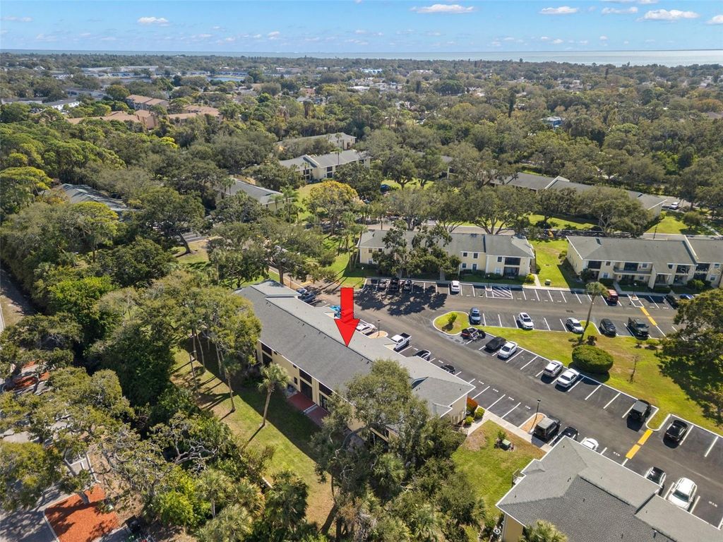 Image 26 of property listing at 3001 58TH AVENUE S 606, St Petersburg, FL 33712