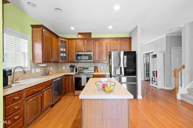 213 Butterbiggins Lane, Apex, NC 27539