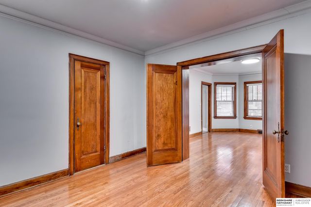 539 Park Avenue, Omaha, NE 68105