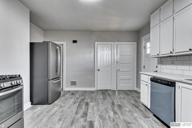 539 Park Avenue, Omaha, NE 68105