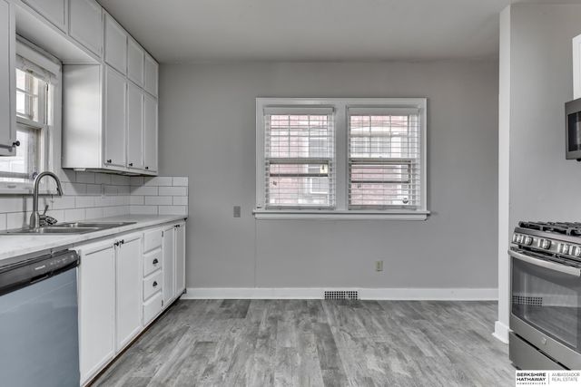 539 Park Avenue, Omaha, NE 68105