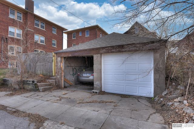 539 Park Avenue, Omaha, NE 68105