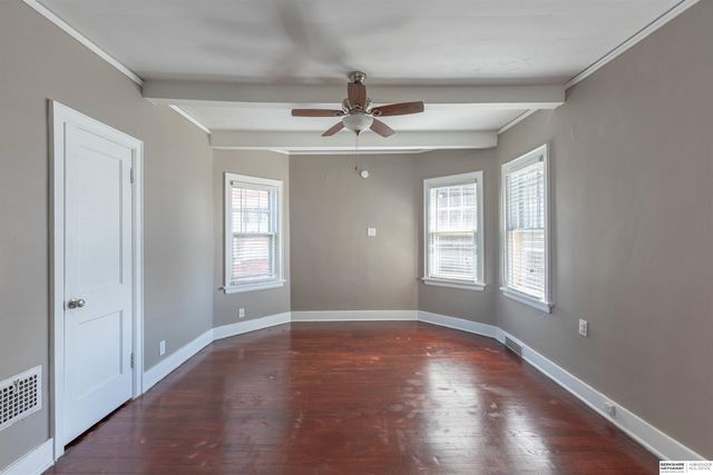 539 Park Avenue, Omaha, NE 68105