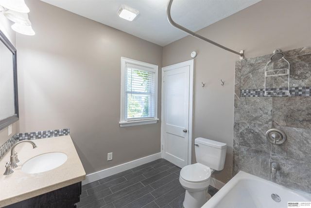 539 Park Avenue, Omaha, NE 68105