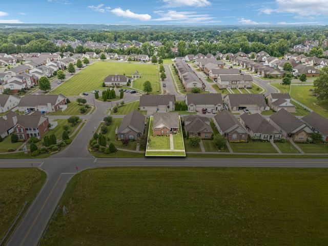 188 Whitman Aly, Clarksville, TN 37043