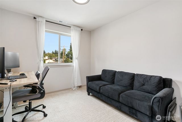 1035 51st Place SW, Everett, WA 98203