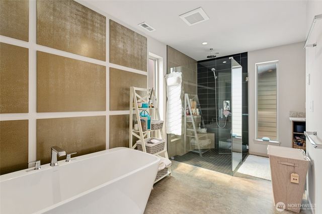 1035 51st Place SW, Everett, WA 98203