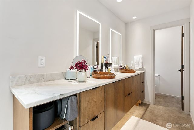 1035 51st Place SW, Everett, WA 98203