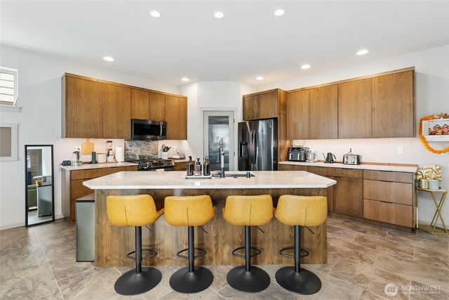 1035 51st Place SW, Everett, WA 98203