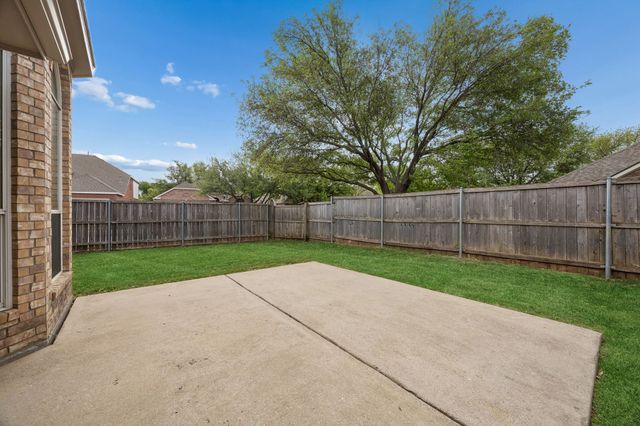 8201 Rayburn Lane, Mckinney, TX 75072