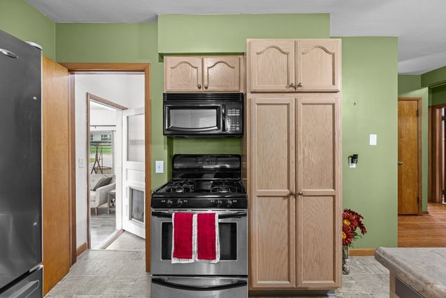 1531 29th Street, Bettendorf, IA 52722