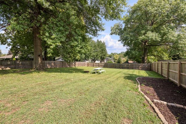 1531 29th Street, Bettendorf, IA 52722
