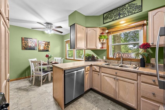 1531 29th Street, Bettendorf, IA 52722