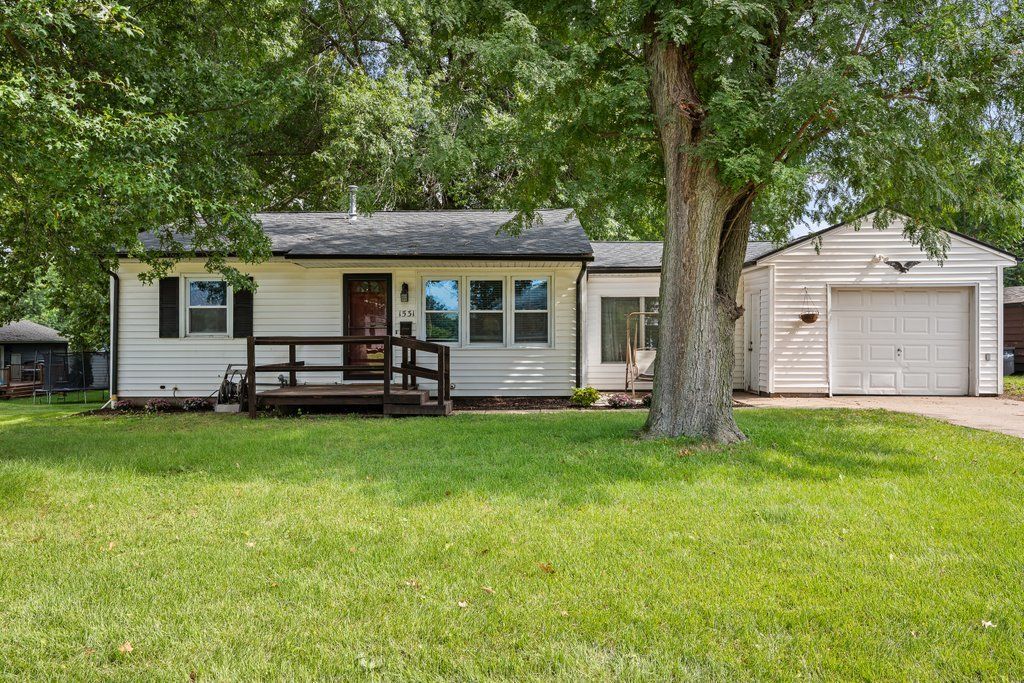 1531 29th Street, Bettendorf, IA 52722