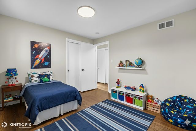 11011 W Roosevelt Road, Westchester, IL 60154