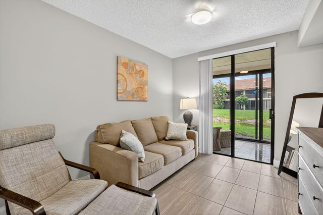 7773 La Mirada Drive, Boca Raton, FL 33433