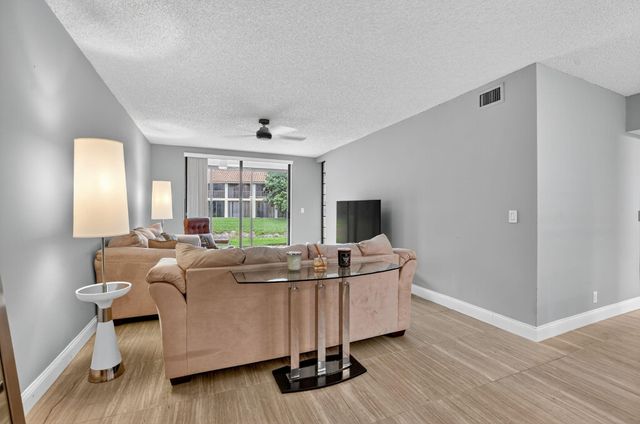 7773 La Mirada Drive, Boca Raton, FL 33433