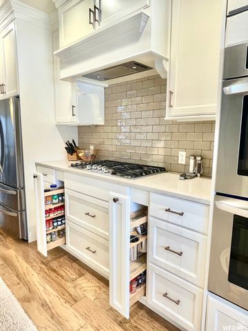 553 STRAWBERRY RD, Salem, UT 84653