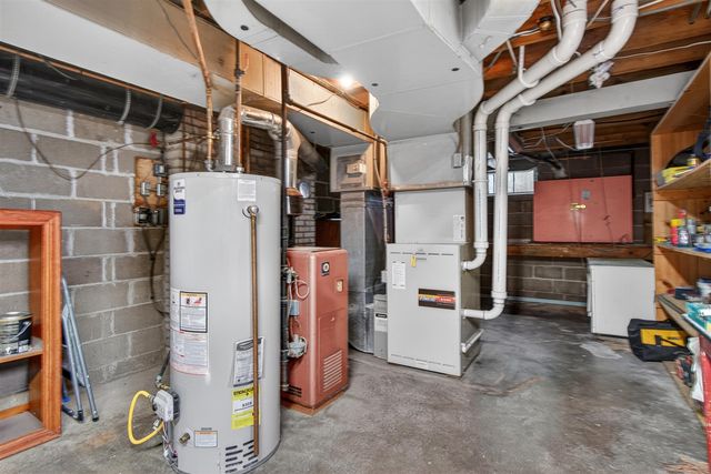 5050 Browns Lake Road, Jackson, MI 49203