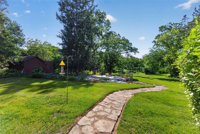 5050 Browns Lake Road, Jackson, MI 49203