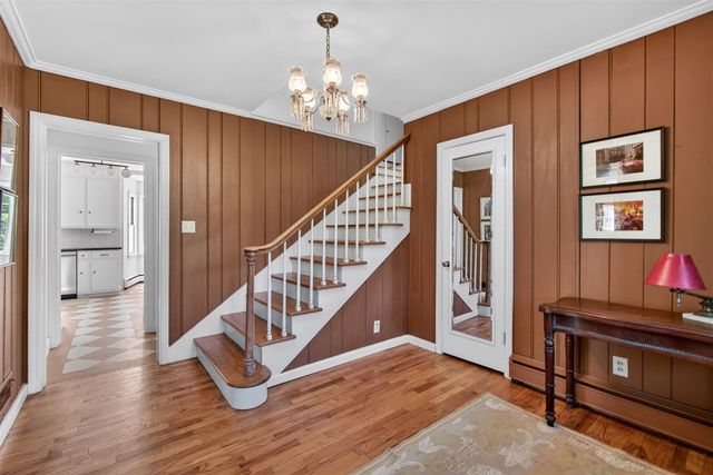 5050 Browns Lake Road, Jackson, MI 49203