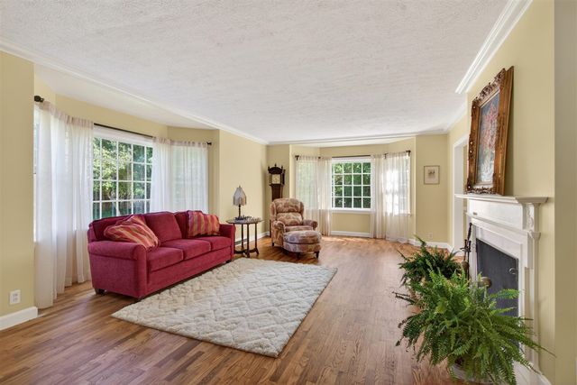 5050 Browns Lake Road, Jackson, MI 49203