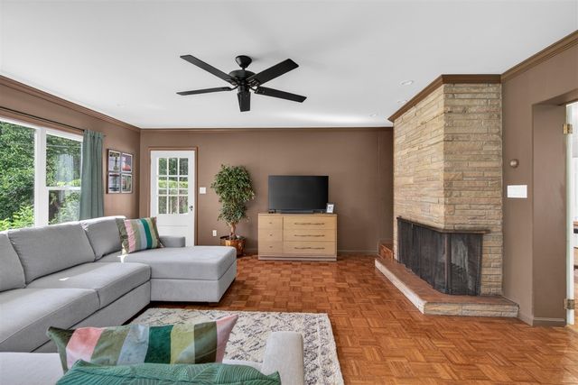 5050 Browns Lake Road, Jackson, MI 49203