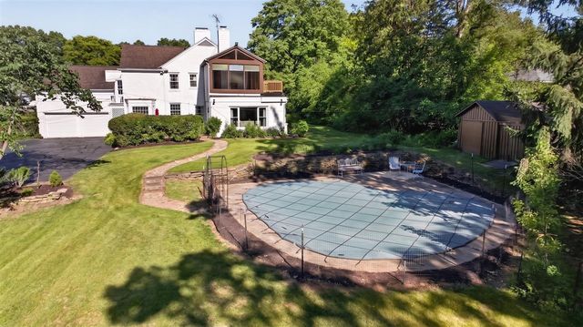 5050 Browns Lake Road, Jackson, MI 49203