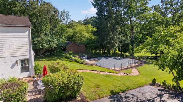 5050 Browns Lake Road, Jackson, MI 49203