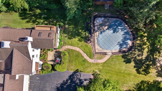 5050 Browns Lake Road, Jackson, MI 49203