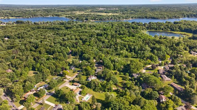5050 Browns Lake Road, Jackson, MI 49203