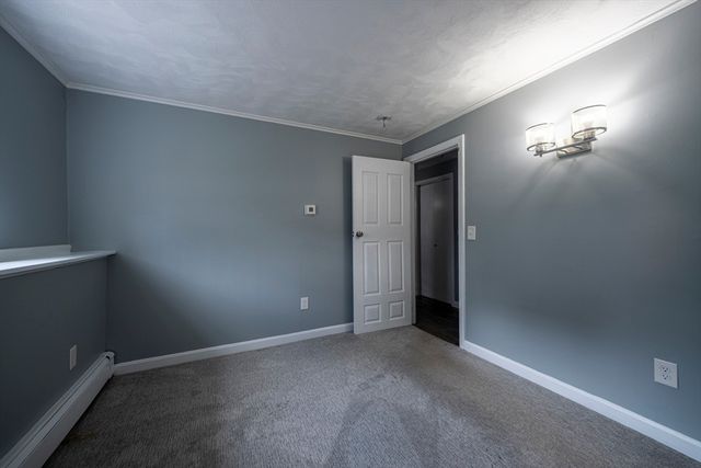35 Nelson Ave, Lowell, MA 01852