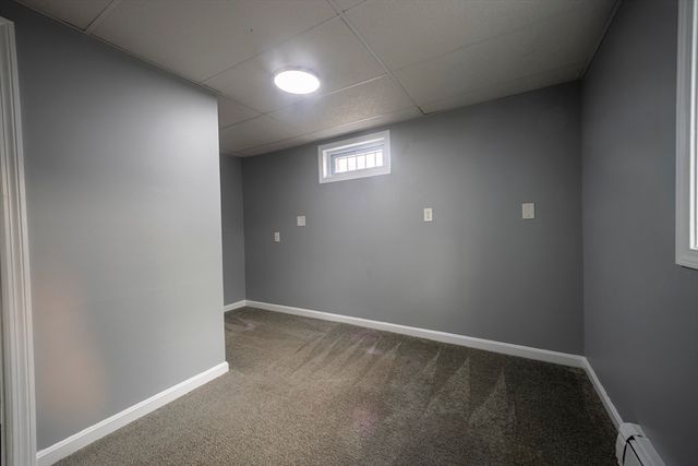 35 Nelson Ave, Lowell, MA 01852