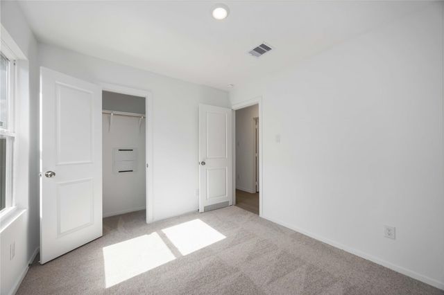 385 Lucia Way, Cleveland, TX 77327