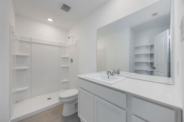 385 Lucia Way, Cleveland, TX 77327
