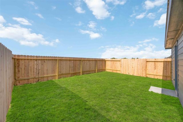 385 Lucia Way, Cleveland, TX 77327
