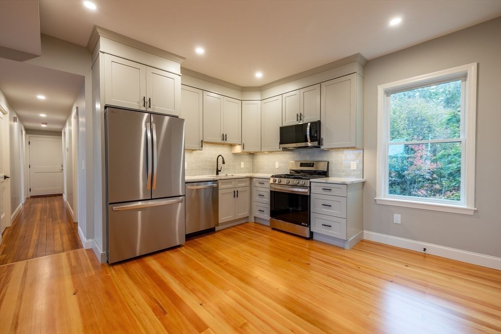 19 Sawyer 1, Boston, MA 02125