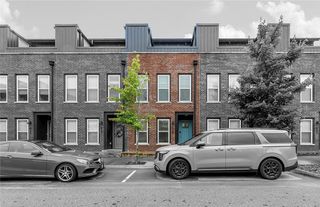 429 SW B Street, Bentonville, AR 72712