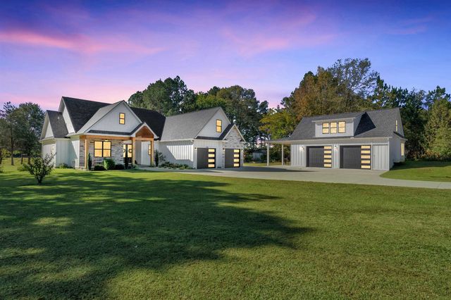3006 Old Furnace Road, Boiling Springs, SC 29316