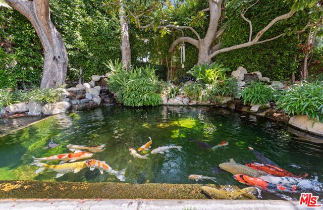 1111 Sierra Alta Way, Beverly Hills, CA 90210